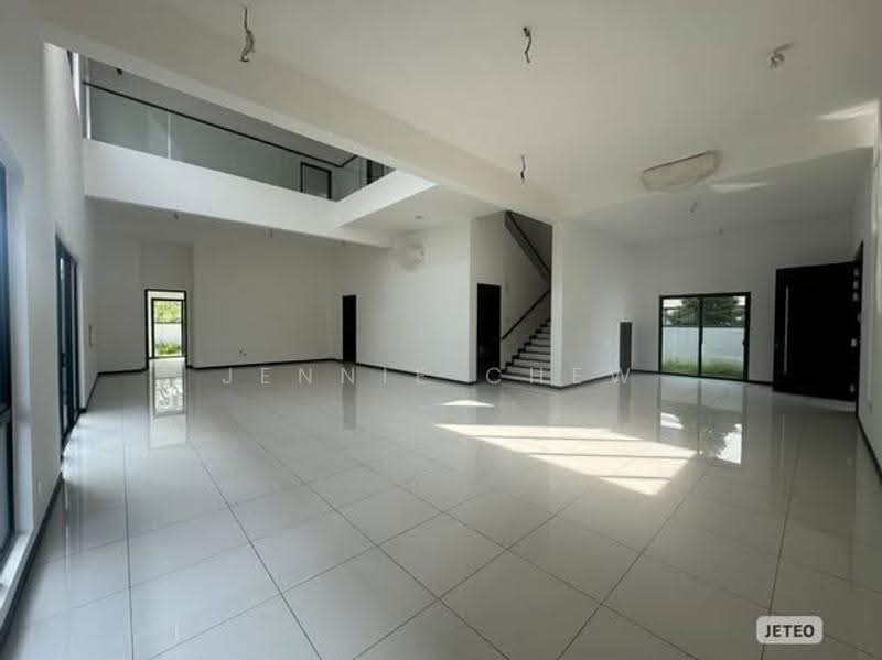 Bungalow House for Sale in Telok Panglima Garang (Selangor) - Jennie Chew - Living Room - PropertyGuru.com.my