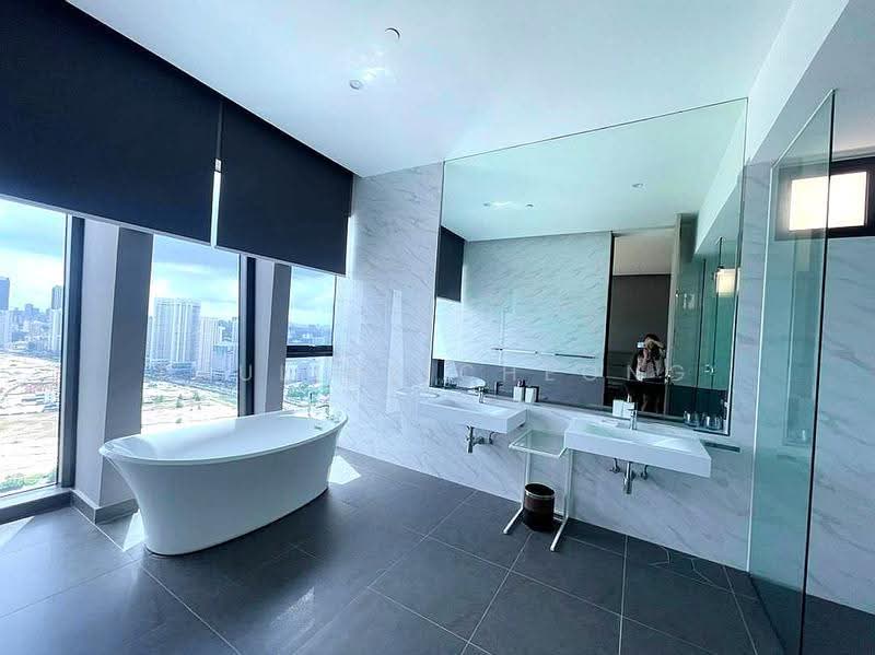 Kediaman Servis untuk Disewa di City of Dreams - Pauline Cheong - Bathroom - PropertyGuru.com.my