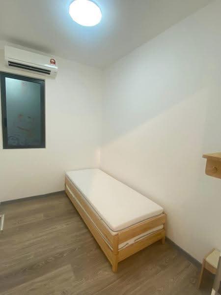 Kediaman Servis untuk Disewa di United Point (Residensi Berpadu) - Jason Liew - Bedroom - PropertyGuru.com.my