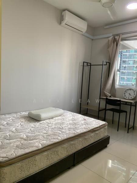 Kediaman Servis untuk Dijual di Maxim Residences - Alex Leaw - Bedroom - PropertyGuru.com.my