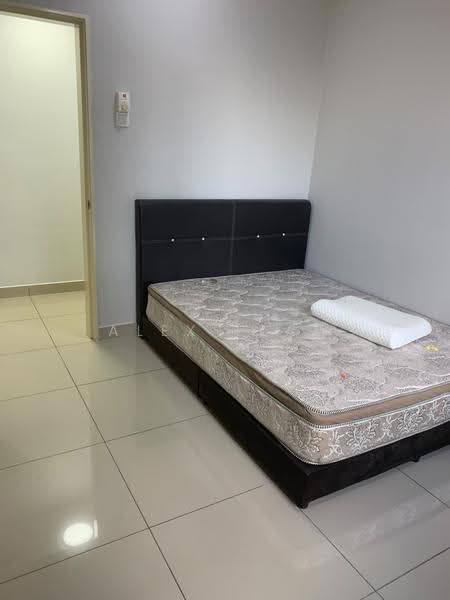 Kediaman Servis untuk Dijual di Maxim Residences - Alex Leaw - Bedroom - PropertyGuru.com.my