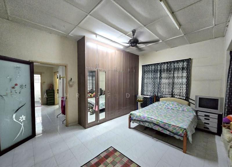 Bungalow House for Sale in Bandar Country Homes (Rawang) - Ashraff Daniel - PropertyGuru.com.my