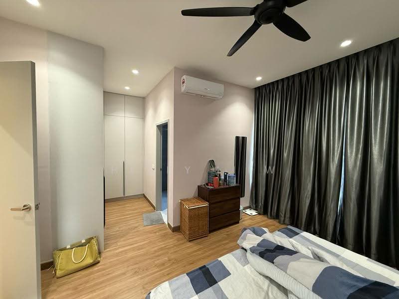 Rumah Teres 2-Tingkat untuk Dijual di Perdana Lakeview East (Cyberjaya) - Henry Liew - Bedroom - PropertyGuru.com.my