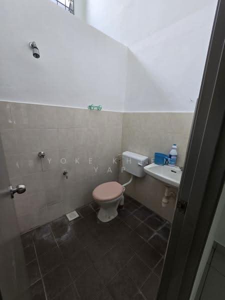 Rumah Teres 1-Tingkat untuk Disewa di Kajang (Selangor) - Yoke Khiem Yap - Bathroom - PropertyGuru.com.my