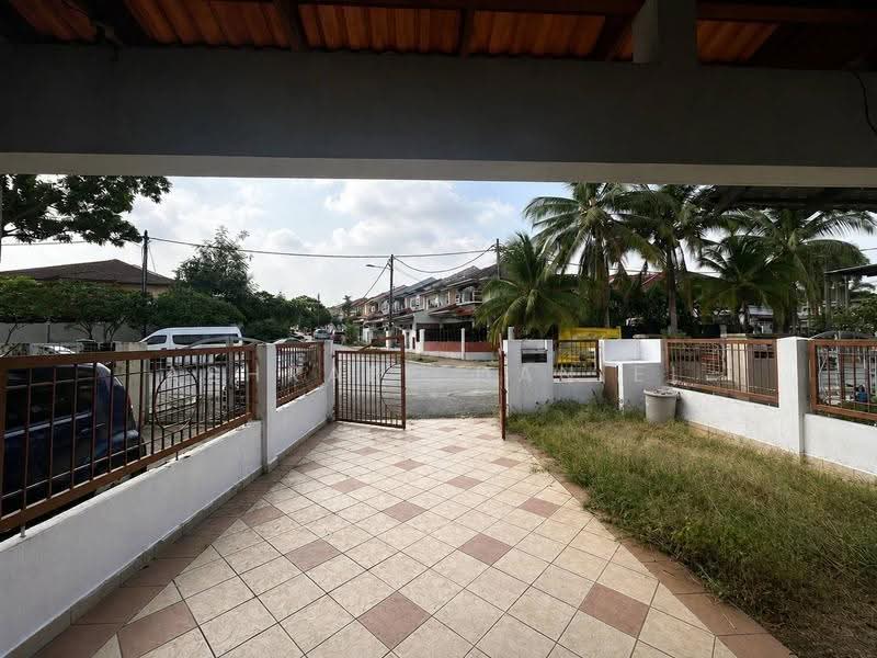 Rumah Teres 2-Tingkat untuk Dijual di Kota Damansara (Selangor) - Ashraff Daniel - Exterior - PropertyGuru.com.my