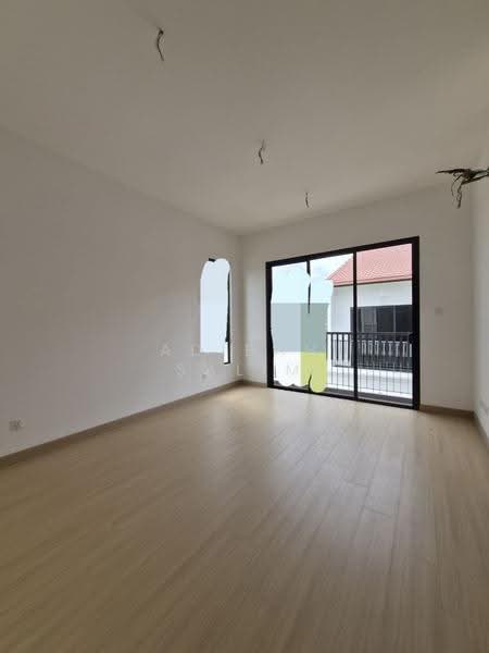 Rumah Teres 2-Tingkat untuk Dijual di Setia Safiro (Cyberjaya) - Adibah Salim - Living Room - PropertyGuru.com.my