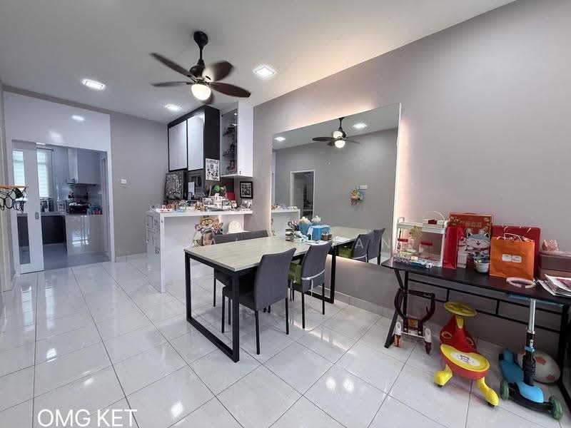 Terraced House for Sale in Bandar Putera 2 (Klang) - Elaine Tan - Living Room - PropertyGuru.com.my
