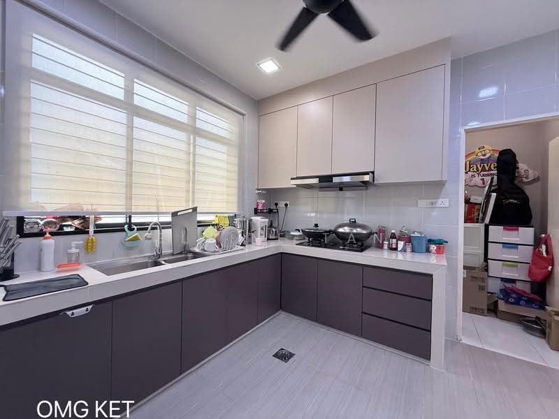 Terraced House for Sale in Bandar Putera 2 (Klang) - Elaine Tan - Kitchen - PropertyGuru.com.my