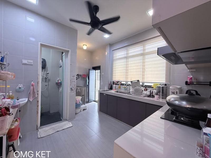 Terraced House for Sale in Bandar Putera 2 (Klang) - Elaine Tan - Kitchen - PropertyGuru.com.my