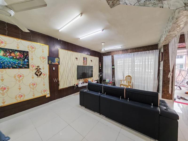 2-storey Terraced House for Sale in Taman Bukit Tiram (Ulu Tiram) - SIEW CHIN CHANG - Living Room - PropertyGuru.com.my