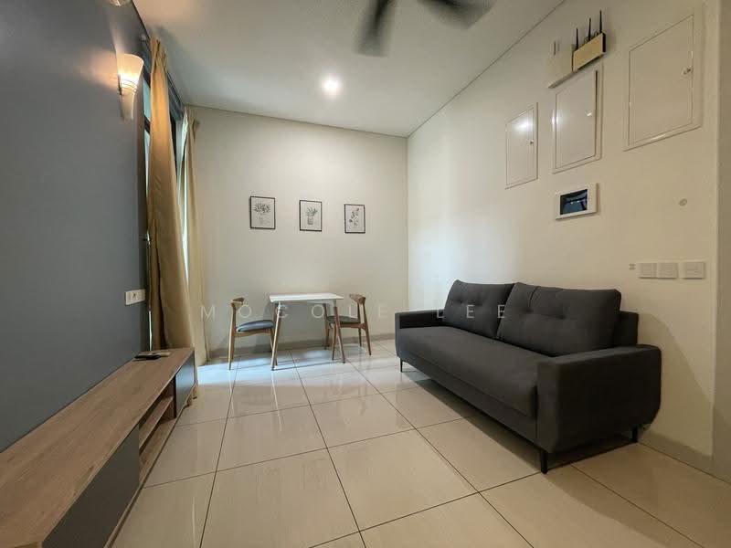 Kondominium untuk Disewa di The LIGHT COLLECTION II - Mocole Lee - Living Room - PropertyGuru.com.my