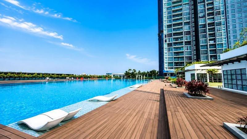Kondominium untuk Dijual di Lakefront Residence - Yantie Qaleesya - Exterior - PropertyGuru.com.my