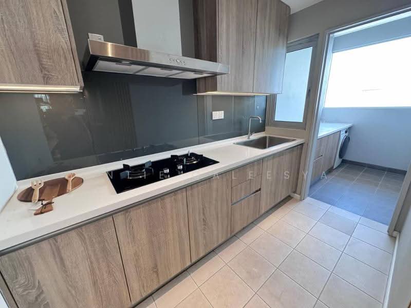 Kondominium untuk Dijual di Lakefront Residence - Yantie Qaleesya - Kitchen - PropertyGuru.com.my
