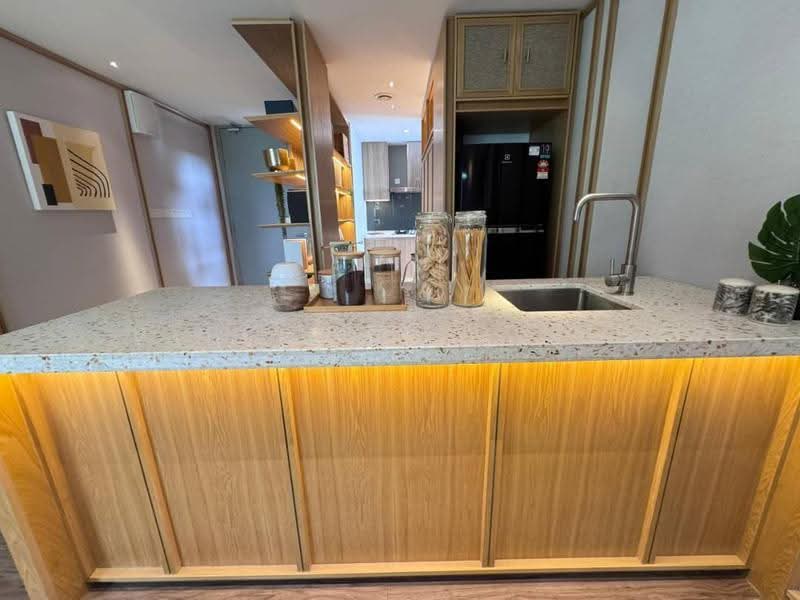 Kondominium untuk Dijual di Lakefront Residence - Yantie Qaleesya - Kitchen - PropertyGuru.com.my