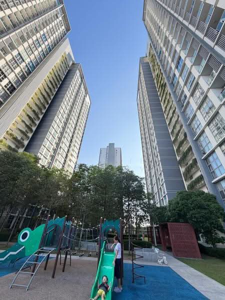 Kondominium untuk Dijual di Lakefront Residence - Yantie Qaleesya - Exterior - PropertyGuru.com.my