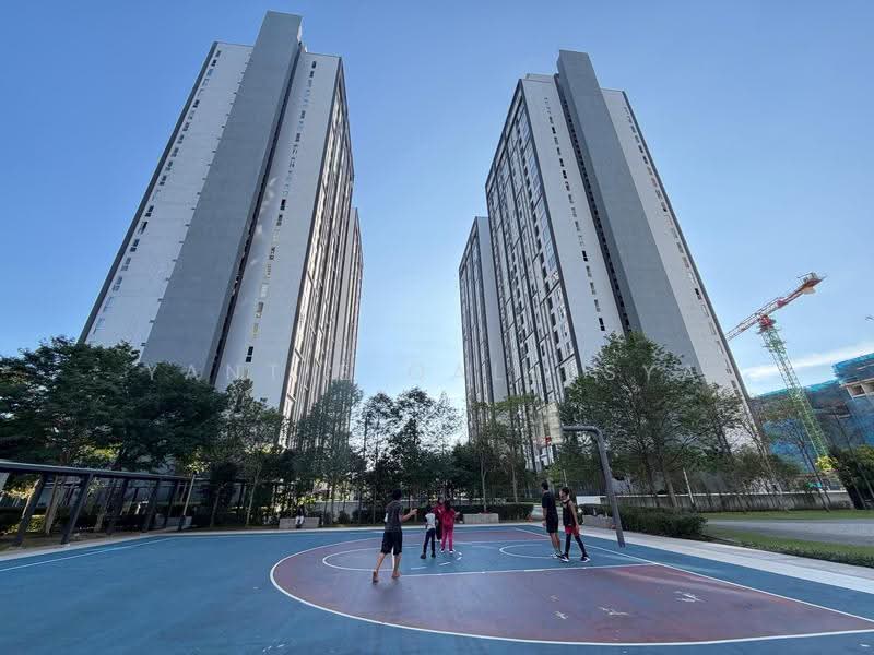 Kondominium untuk Dijual di Lakefront Residence - Yantie Qaleesya - Exterior - PropertyGuru.com.my