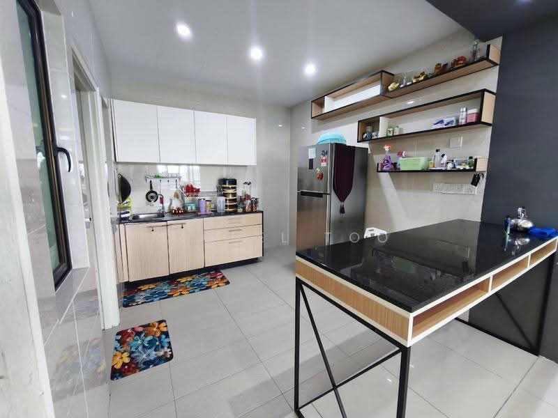 Condominium for Sale at Atmosfera Kondominium - Rachel Too - Kitchen - PropertyGuru.com.my
