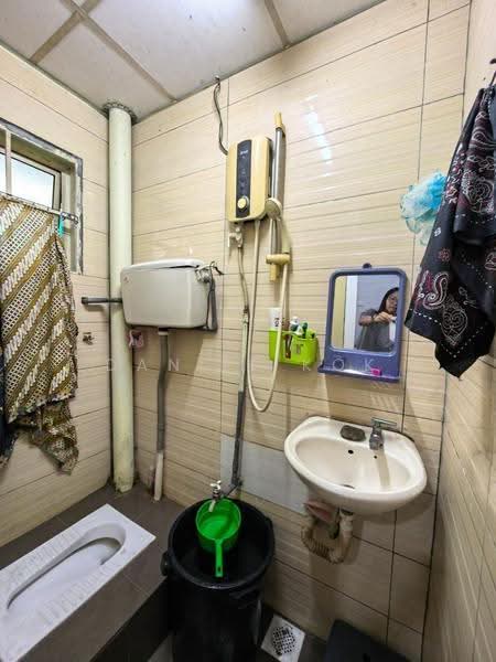 2-storey Terraced House for Sale in Taman Sentosa (Klang) - Daniel Kok - Bathroom - PropertyGuru.com.my