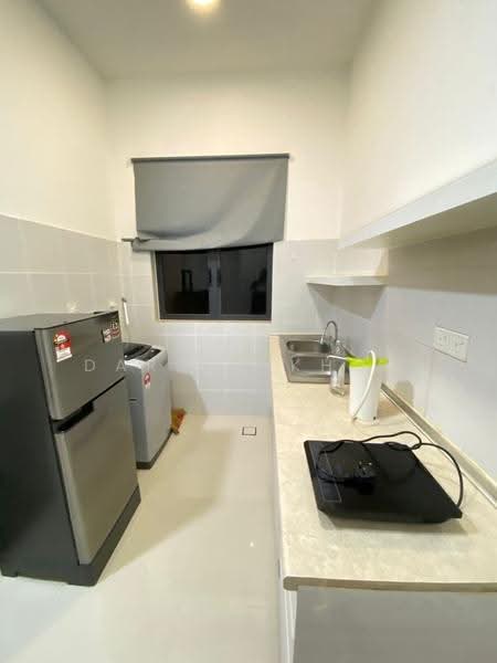 Kediaman Servis untuk Dijual di South View - Darren Khoo - Kitchen - PropertyGuru.com.my