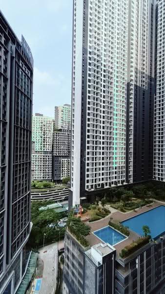 Kediaman Servis untuk Dijual di South View - Darren Khoo - Exterior - PropertyGuru.com.my