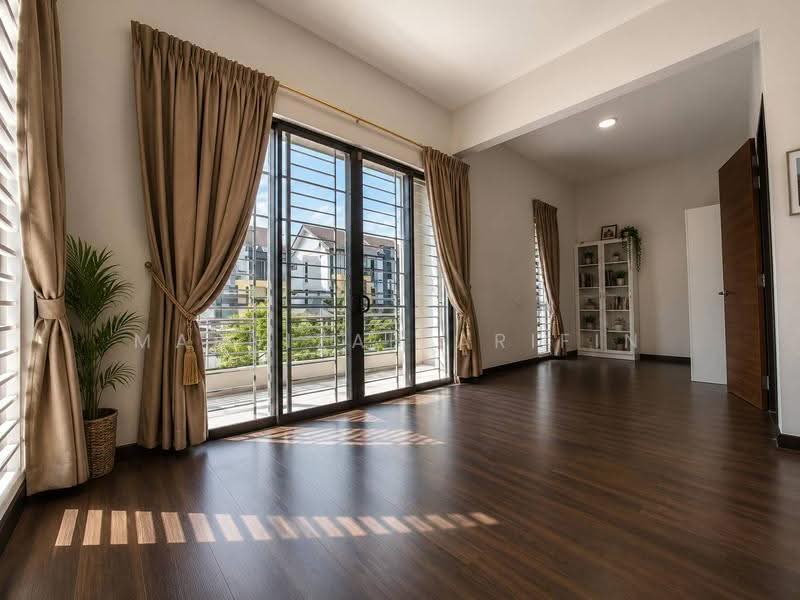 Semi-Detached House for Sale in Taman Saujana Suria (Kajang) - Masnizah Arifin - Living Room - PropertyGuru.com.my