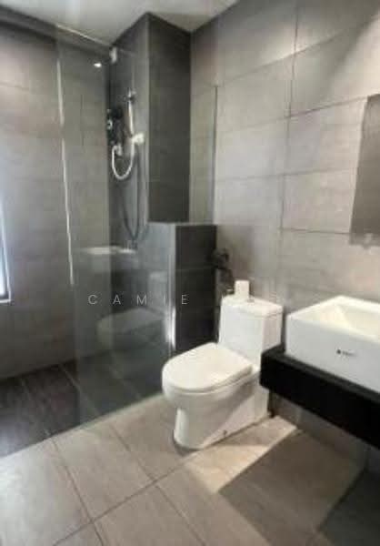 Service Residence for Sale at The Era @ Duta North - Camie Hoo - Bathroom - PropertyGuru.com.my