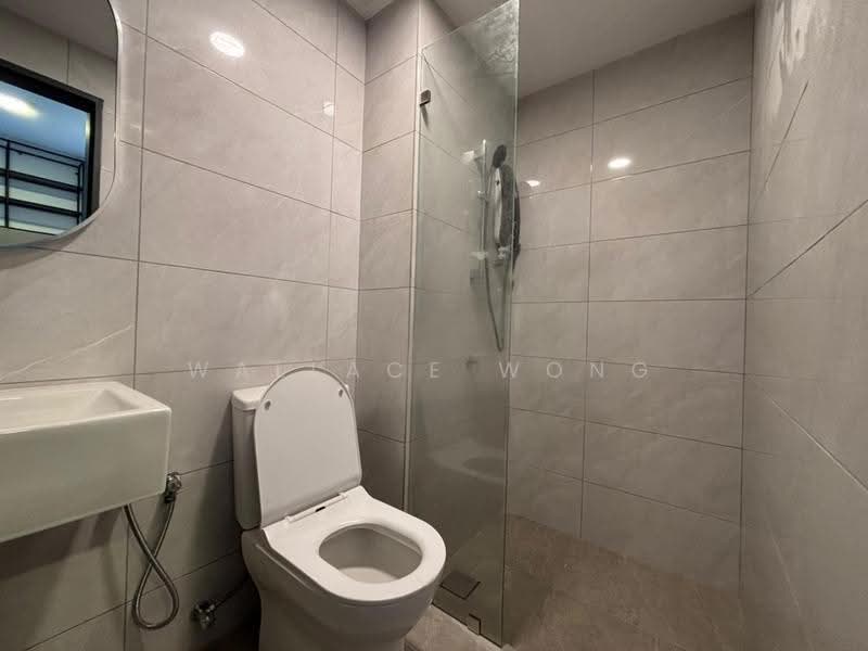 Kediaman Servis untuk Disewa di Altris Residences @ The Quartz WM - Wallace Wong - Bathroom - PropertyGuru.com.my