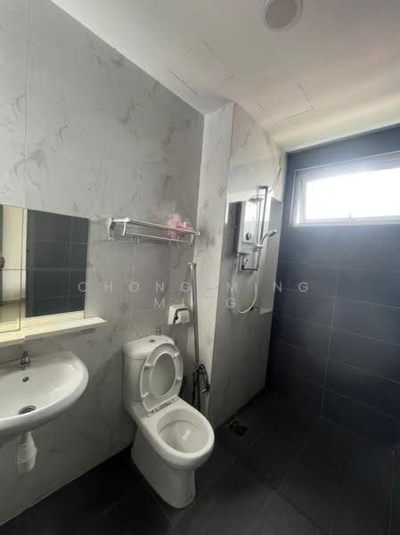 Apartment for Rent at Kalista 2 - Chong Ming Ming - Bathroom - PropertyGuru.com.my