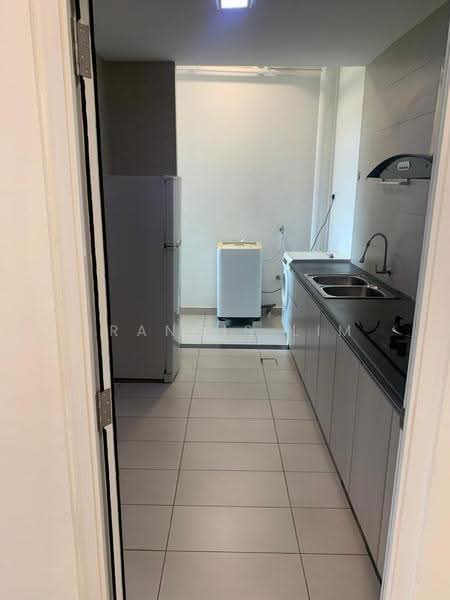 Kondominium untuk Disewa di Setia Pinnacle - Francis Lim - Kitchen - PropertyGuru.com.my