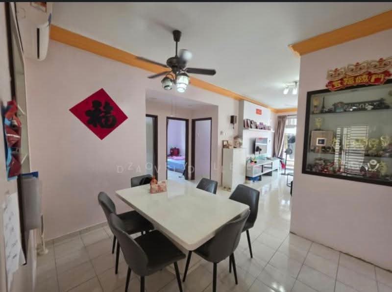 Pangsapuri untuk Dijual di Villa Bestari Apartment - Zoey Lee - Dining Room - PropertyGuru.com.my