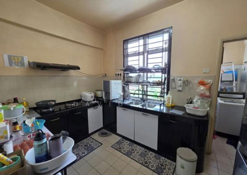 Pangsapuri untuk Dijual di Villa Bestari Apartment - Zoey Lee - Kitchen - PropertyGuru.com.my