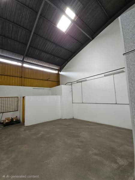 Warehouse for Rent in Taman Perindustrian Usj 1 (Subang Jaya) - Justin Lee - Interior - PropertyGuru.com.my