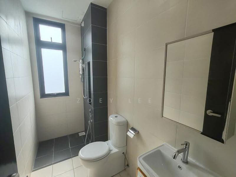Service Residence for Sale at 8Scape Residence @ Sutera - Zoey Lee - Bathroom - PropertyGuru.com.my