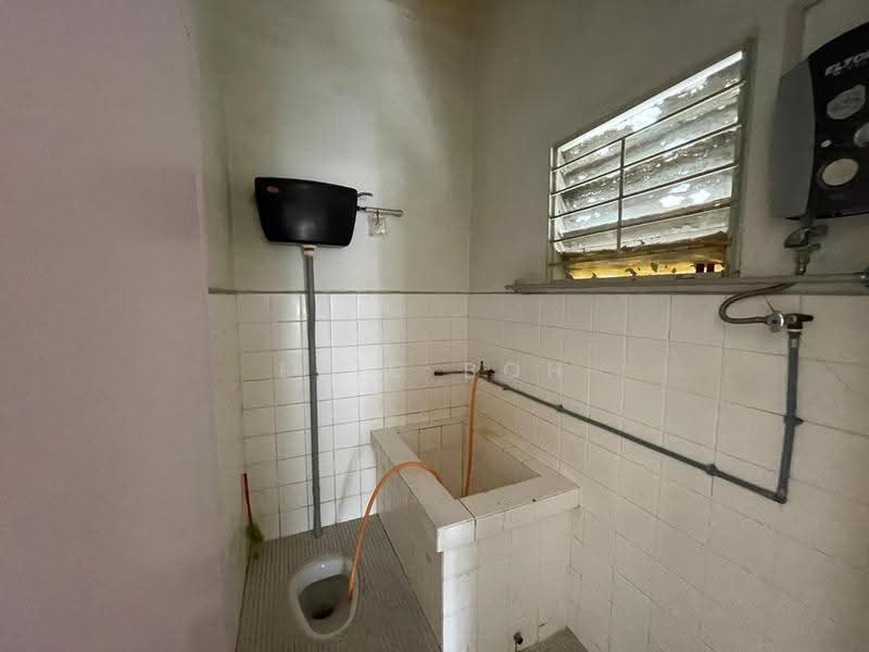 2-storey Terraced House for Sale in Island Glades (Jelutong) - Eric Boh - PropertyGuru.com.my