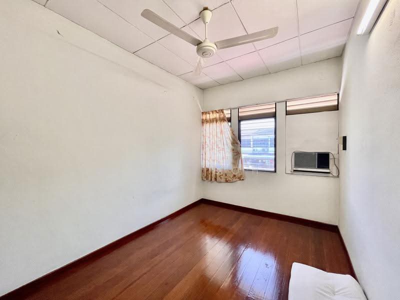 2-storey Terraced House for Sale in Island Glades (Jelutong) - Eric Boh - Interior - PropertyGuru.com.my