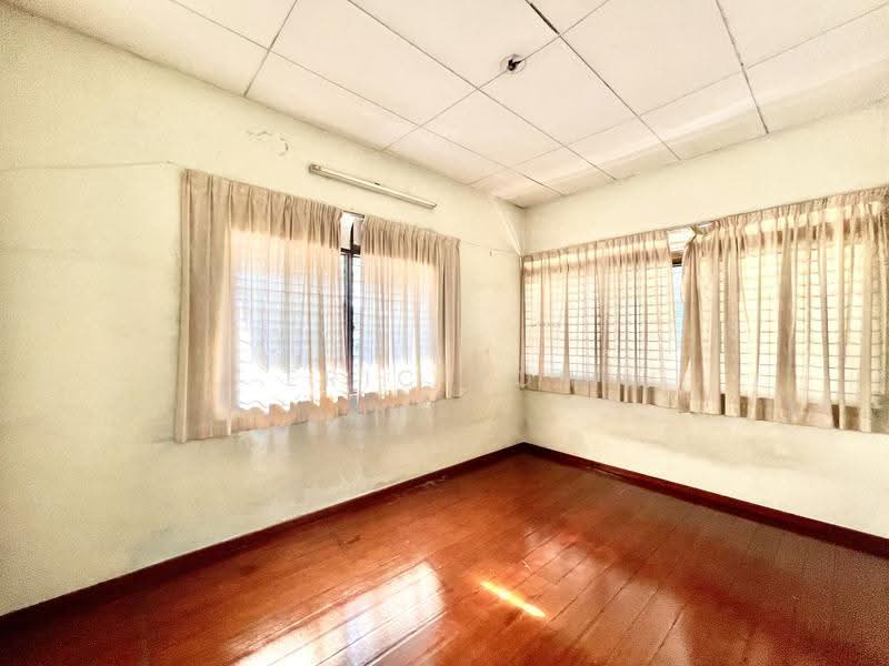 2-storey Terraced House for Sale in Island Glades (Jelutong) - Eric Boh - Interior - PropertyGuru.com.my