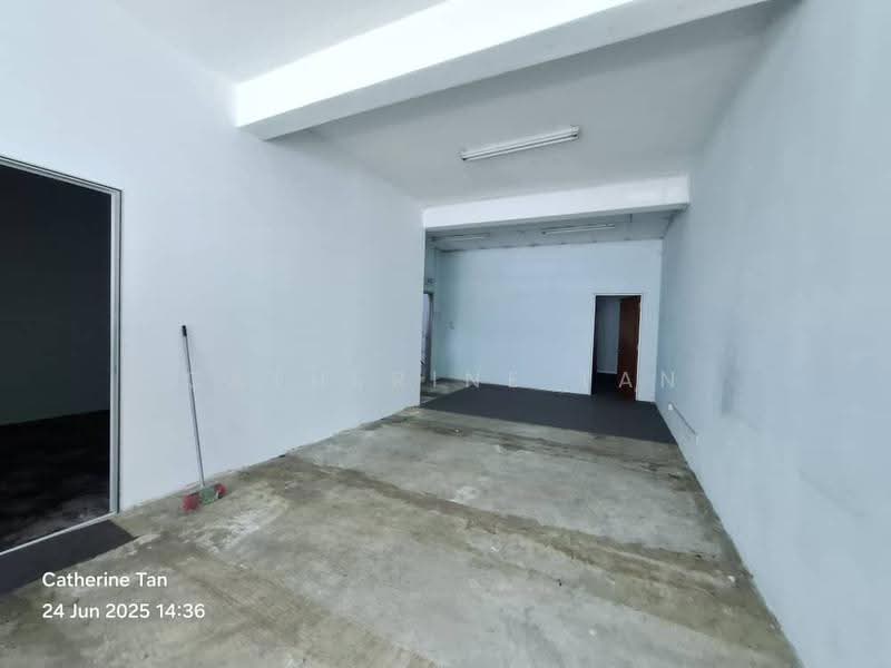 Shop / Office untuk Disewa di Putra Heights (Subang Jaya) - Catherine Tan - Interior - PropertyGuru.com.my