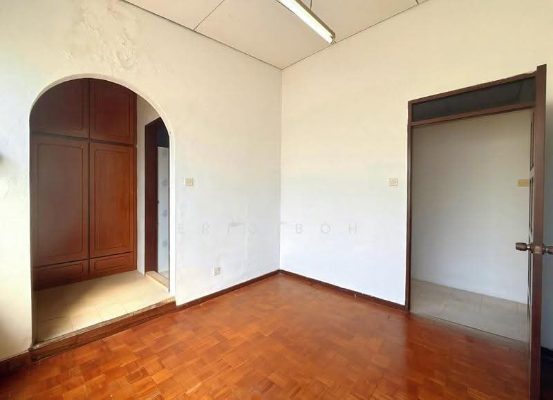 Semi-Detached House for Sale in Island Glades (Jelutong) - Eric Boh - Interior - PropertyGuru.com.my