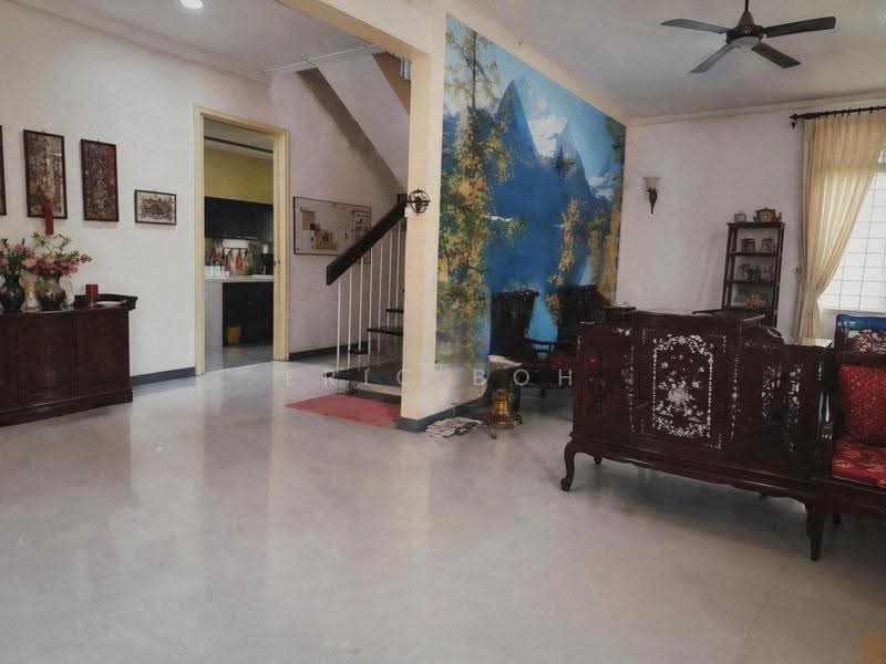 Semi-Detached House for Sale in Island Glades (Jelutong) - Eric Boh - Living Room - PropertyGuru.com.my