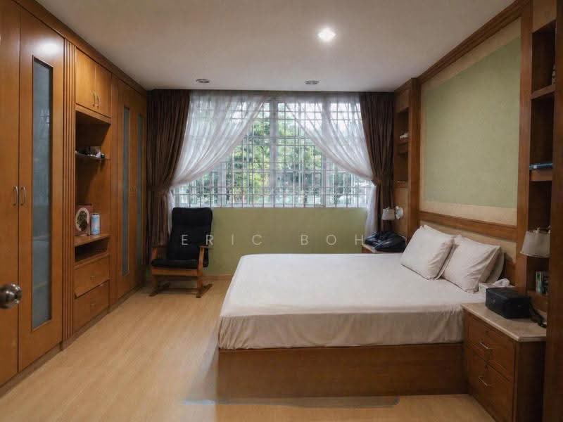Semi-Detached House for Sale in Island Glades (Jelutong) - Eric Boh - Bedroom - PropertyGuru.com.my