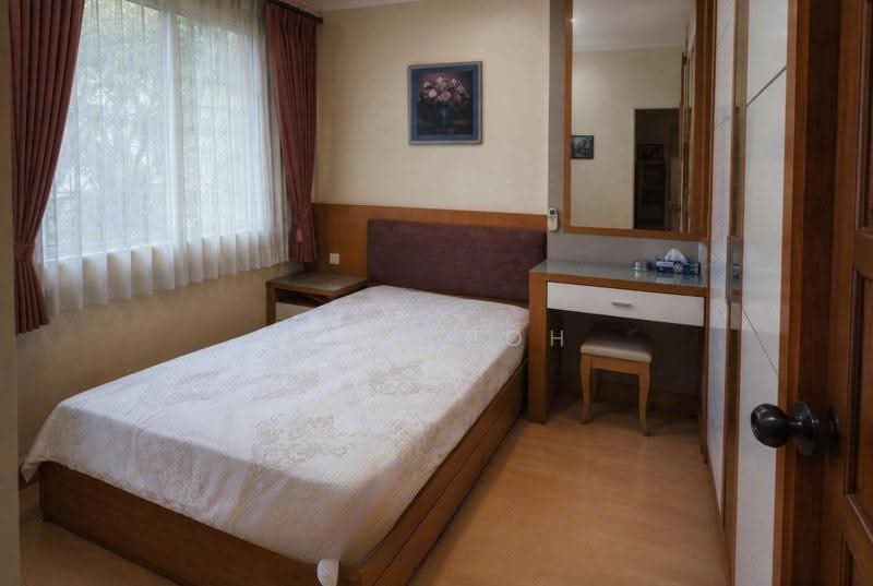 Semi-Detached House for Sale in Island Glades (Jelutong) - Eric Boh - Bedroom - PropertyGuru.com.my