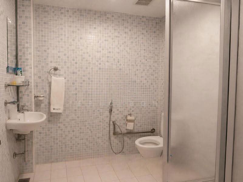 Semi-Detached House for Sale in Island Glades (Jelutong) - Eric Boh - Bathroom - PropertyGuru.com.my