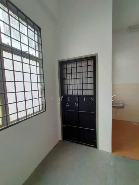 Shop / Office untuk Disewa di Putra Heights (Subang Jaya) - Catherine Tan - Interior - PropertyGuru.com.my