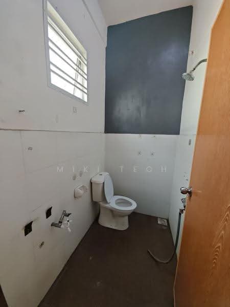 2-storey Terraced House for Sale in Senai (Johor) - Miki Teoh - Bathroom - PropertyGuru.com.my