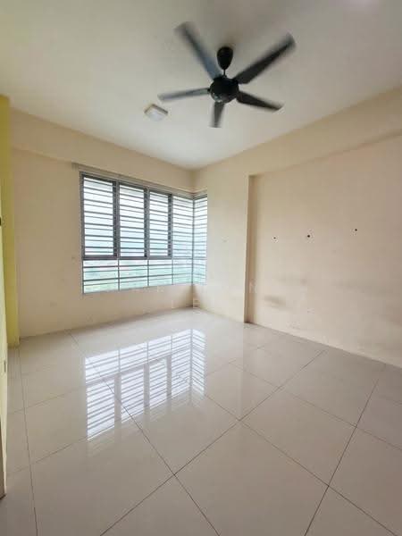 Pangsapuri untuk Dijual di Casa Kayangan - Kar Long Lee - PropertyGuru.com.my