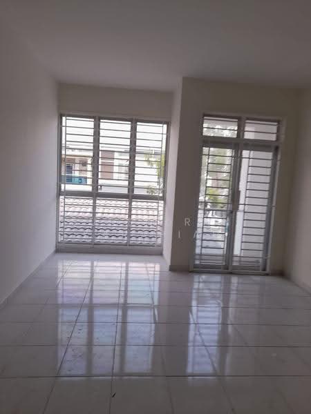 2-storey Terraced House for Sale in Seksyen 33 (Shah Alam) - Surendran Karapiah - Interior - PropertyGuru.com.my