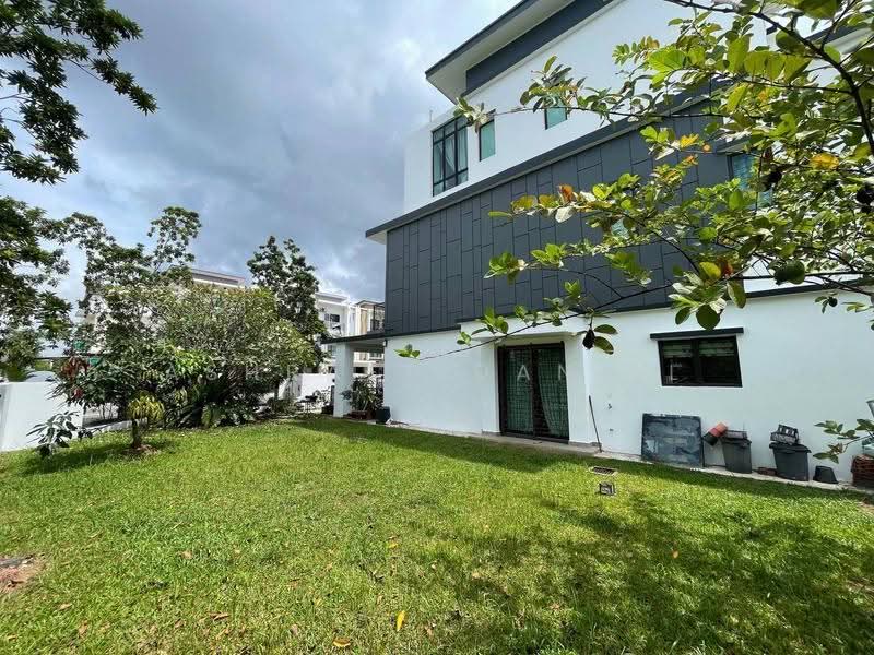 3-storey Terraced House for Sale in Setia Utama (Setia Alam) - Ashraff Daniel - Exterior - PropertyGuru.com.my