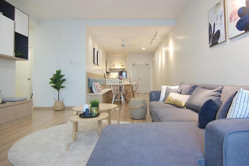 Kediaman Servis untuk Dijual di Arnica @ Tropicana Gardens - Chia Cs - Living Room - PropertyGuru.com.my