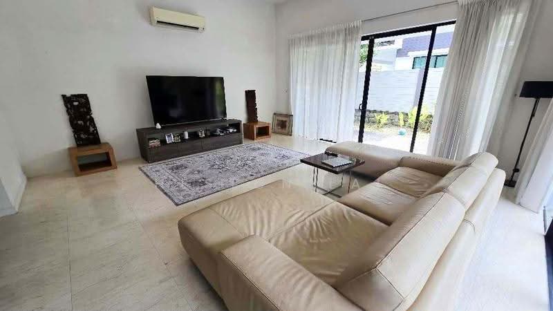 Bungalow House untuk Disewa di East Ledang (Iskandar Puteri (Nusajaya)) - Heston Lai - Living Room - PropertyGuru.com.my
