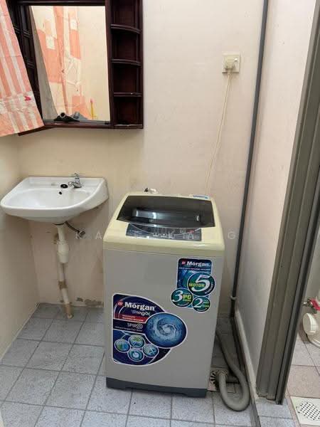 Pangsapuri untuk Disewa di Kingfisher Series - Kaze Kang - Bathroom - PropertyGuru.com.my